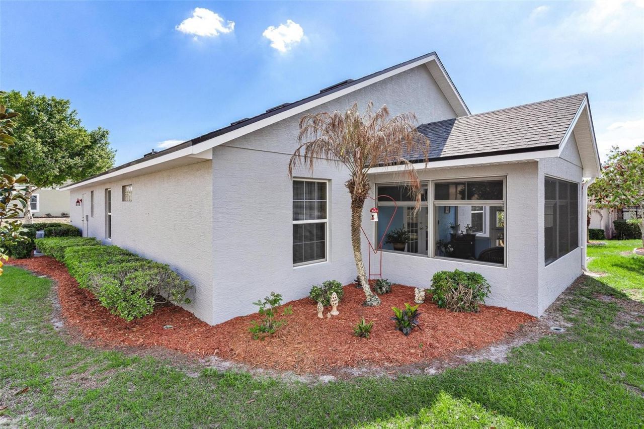 93 Fairway Circle , Umatilla, FL 32784 Photo