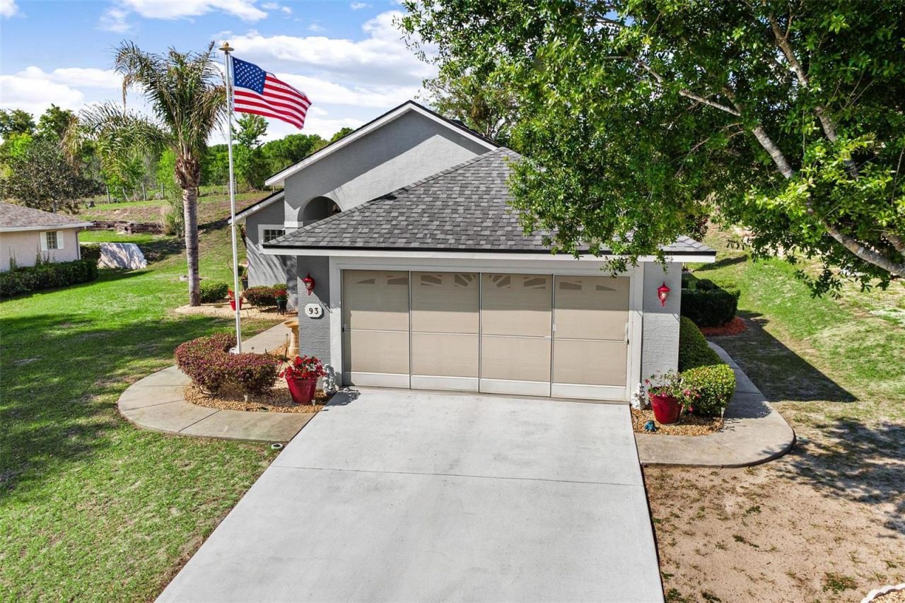93 Fairway Circle , Umatilla, FL 32784 Photo