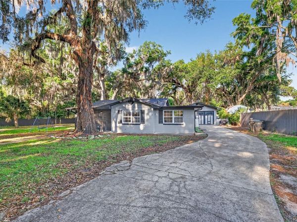 29239 S CORLEY ISLAND ROAD, LEESBURG, FL 34748