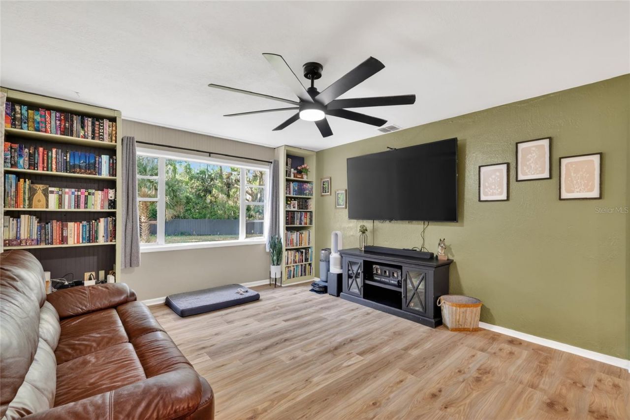 29239 S Corley Island Road, Leesburg, FL 34748 Photo