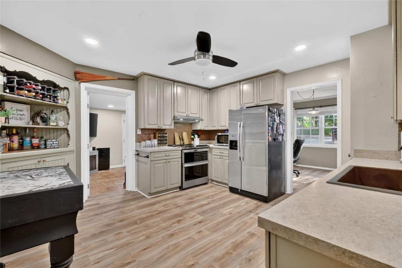 29239 S Corley Island Road, Leesburg, FL 34748 Photo