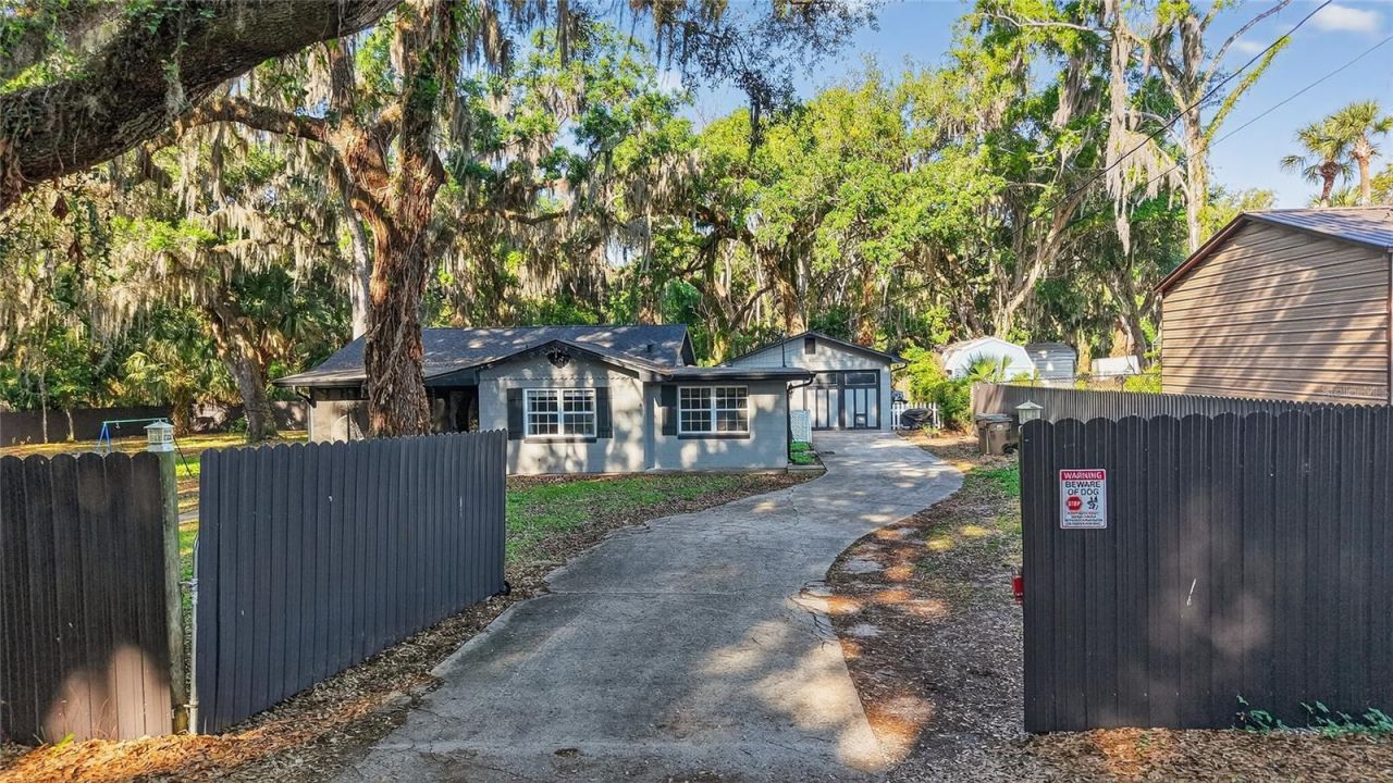 29239 S Corley Island Road, Leesburg, FL 34748 Photo