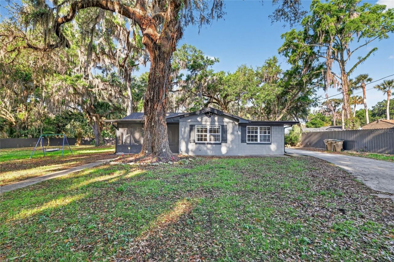 29239 S Corley Island Road, Leesburg, FL 34748 Photo