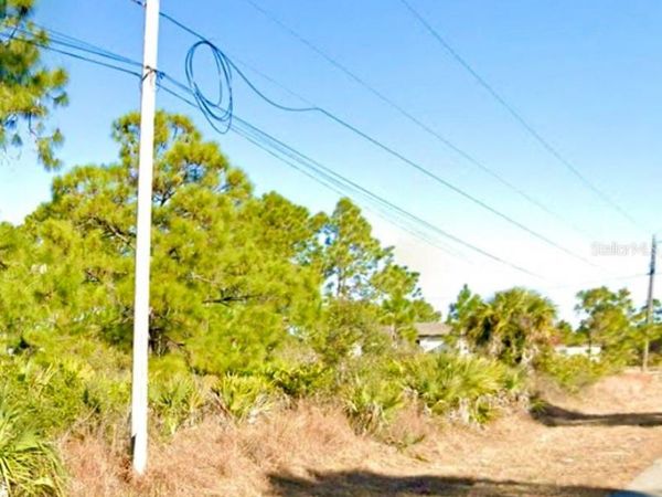 1019 WAGNER AVENUE , LEHIGH ACRES, FL 33972