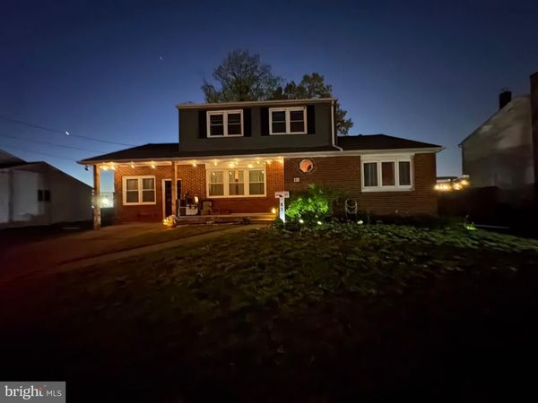 40 WOODLANE DRIVE, BLACKWOOD, NJ 08012