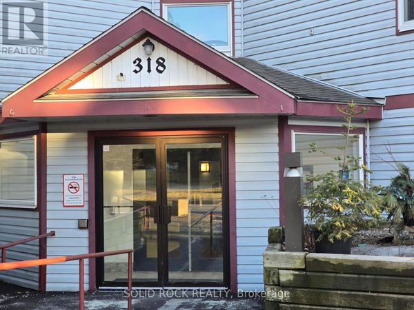 318 South Lorry Greenberg Drive South, Unit 418, Ottawa, ON K1T2R5
