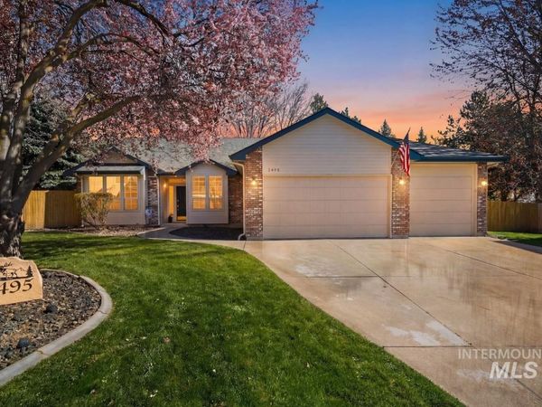2495 E Ashbrook Ct, Eagle, ID 83616