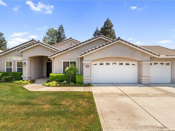 43 East, Madera, CA 93637