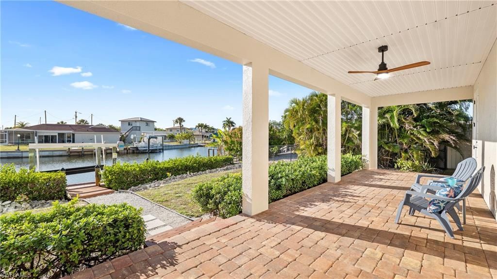 3387 Stabile Rd, Saint James City, FL 33956 Photo