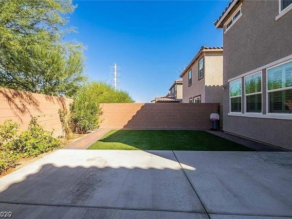 5741 E Mia Skye Street , Las Vegas, NV 89148