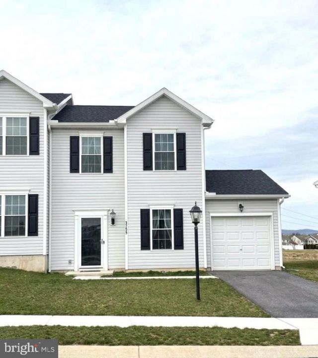 3755 CASTLE DRIVE , DOVER, PA 17315