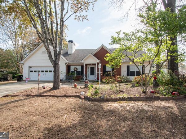 115 Oakview Trace, Fayetteville, GA 30215