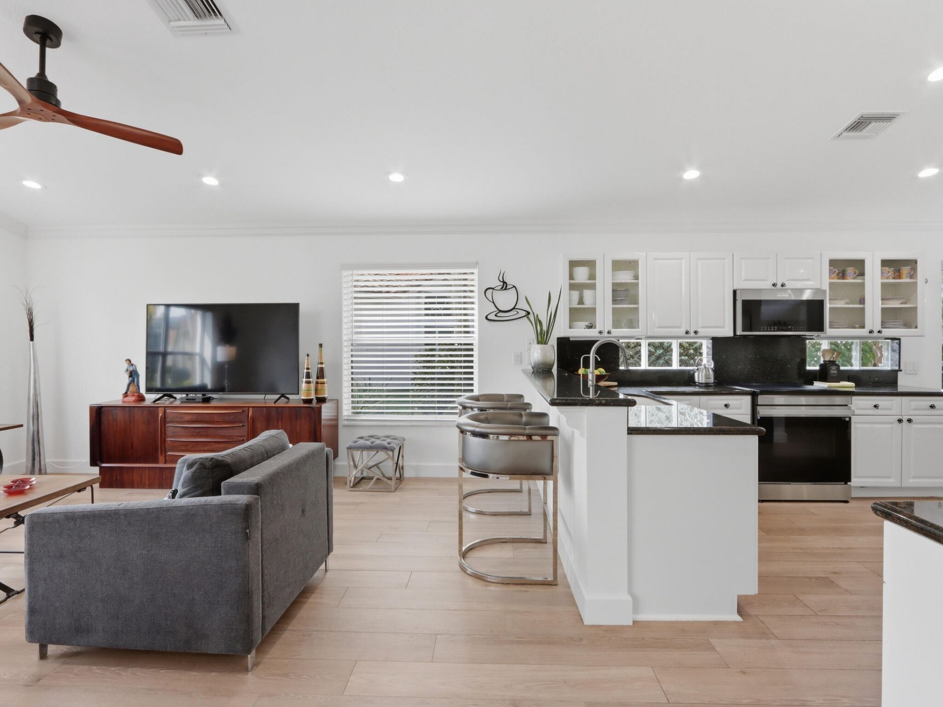 6839 Fiji Circle, Boynton Beach, FL 33437 Photo