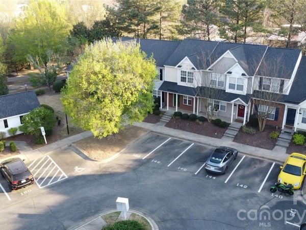 144 Mangum Circle, Mooresville, NC 28117