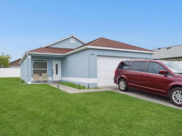 2409 LINCOLNSHIRE COURT , KISSIMMEE, FL 34743