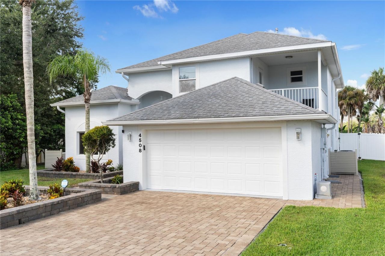 4508 Saxon Drive, New Smyrna Beach, FL 32169 Photo