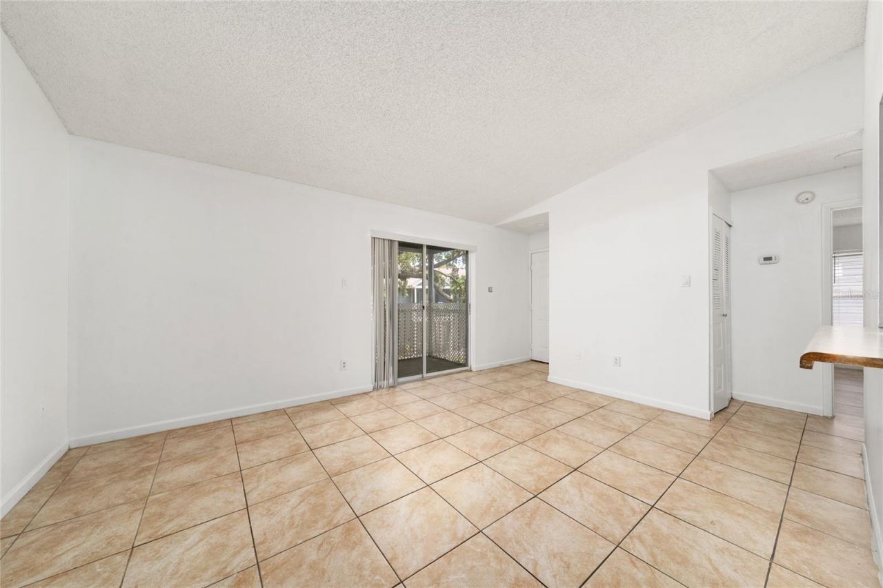 3849 Bay Club Circle, Unit 204, Kissimmee, FL 34741 Photo