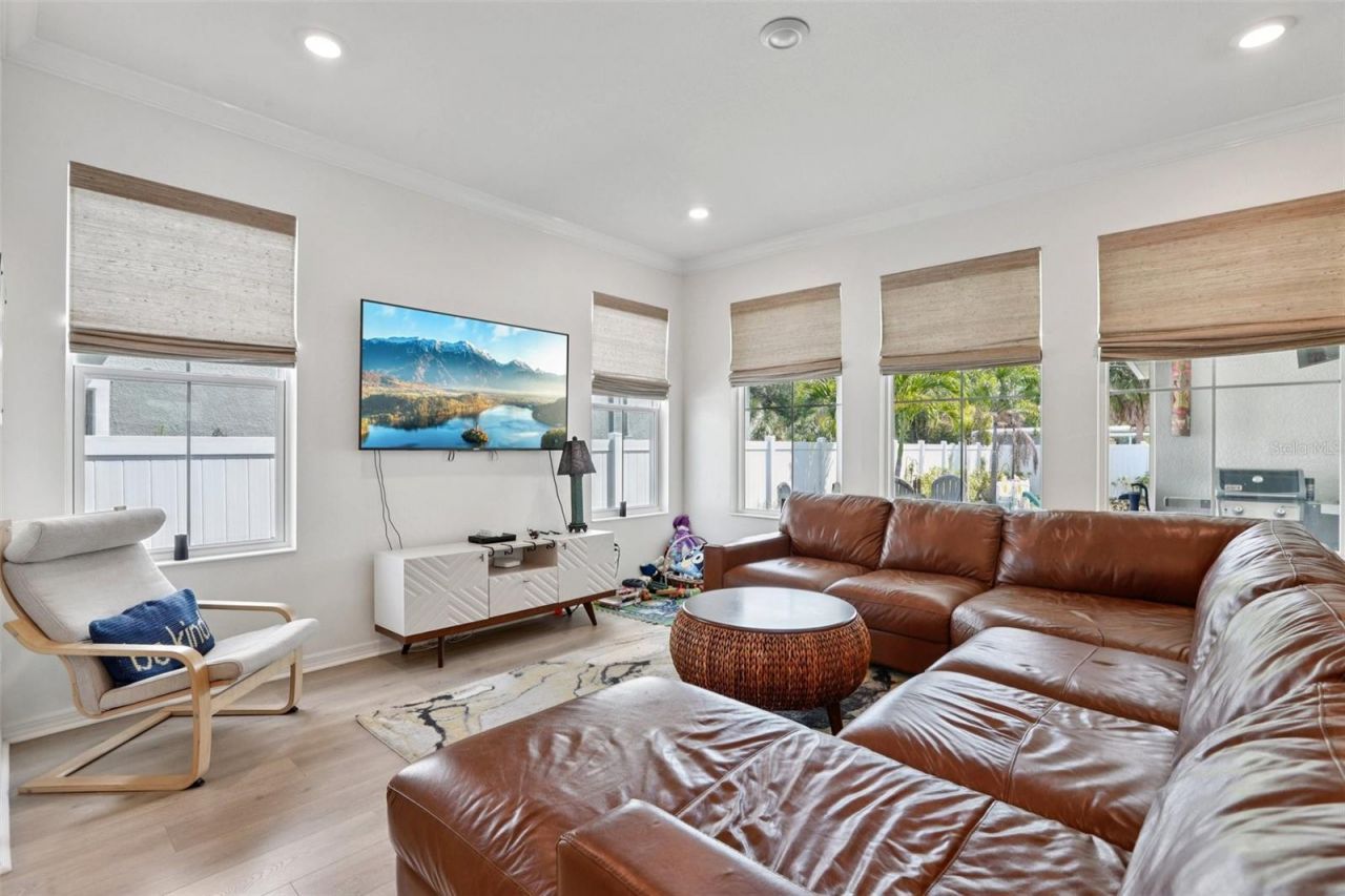 798 46th Avenue N, Saint Petersburg, FL 33703 Photo