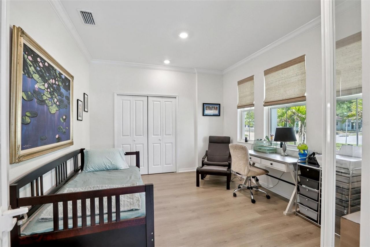 798 46th Avenue N, Saint Petersburg, FL 33703 Photo