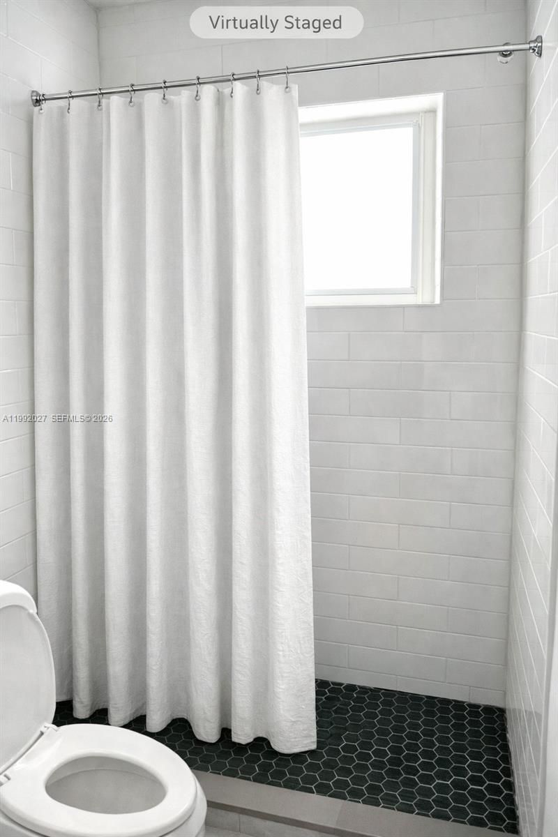 2121 SW 4th St , Unit 2, Miami, FL 33135 Photo