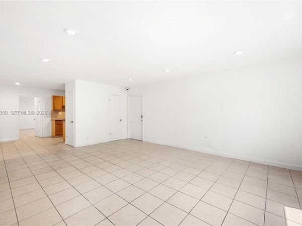 608 SW 16th Ave, Unit A, Fort Lauderdale, FL 33312