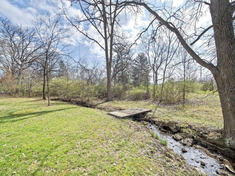 830 Taylor Road, Columbus, OH 43230 Photo 3