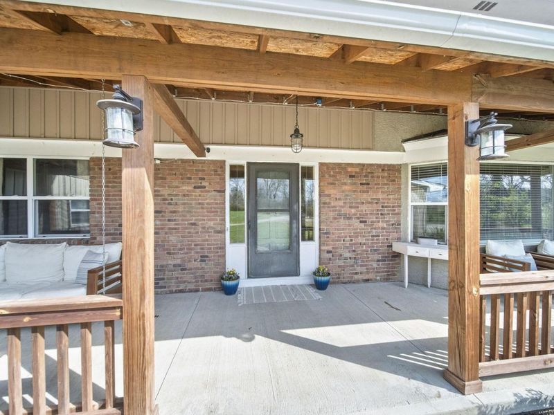 830 Taylor Road, Columbus, OH 43230 Photo 4