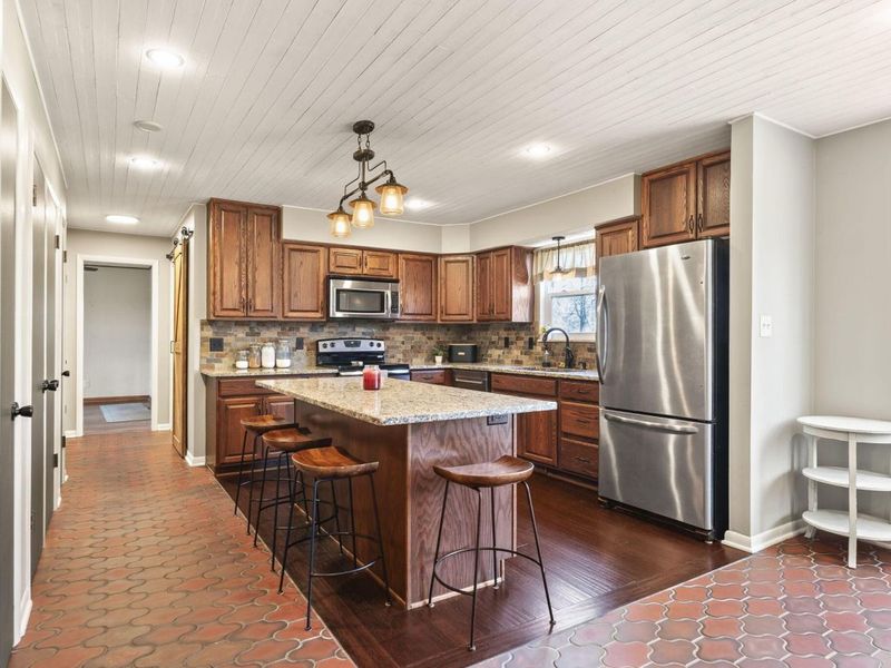830 Taylor Road, Columbus, OH 43230 Photo 9