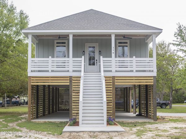 350 Menge Avenue, Pass Christian, MS 39571