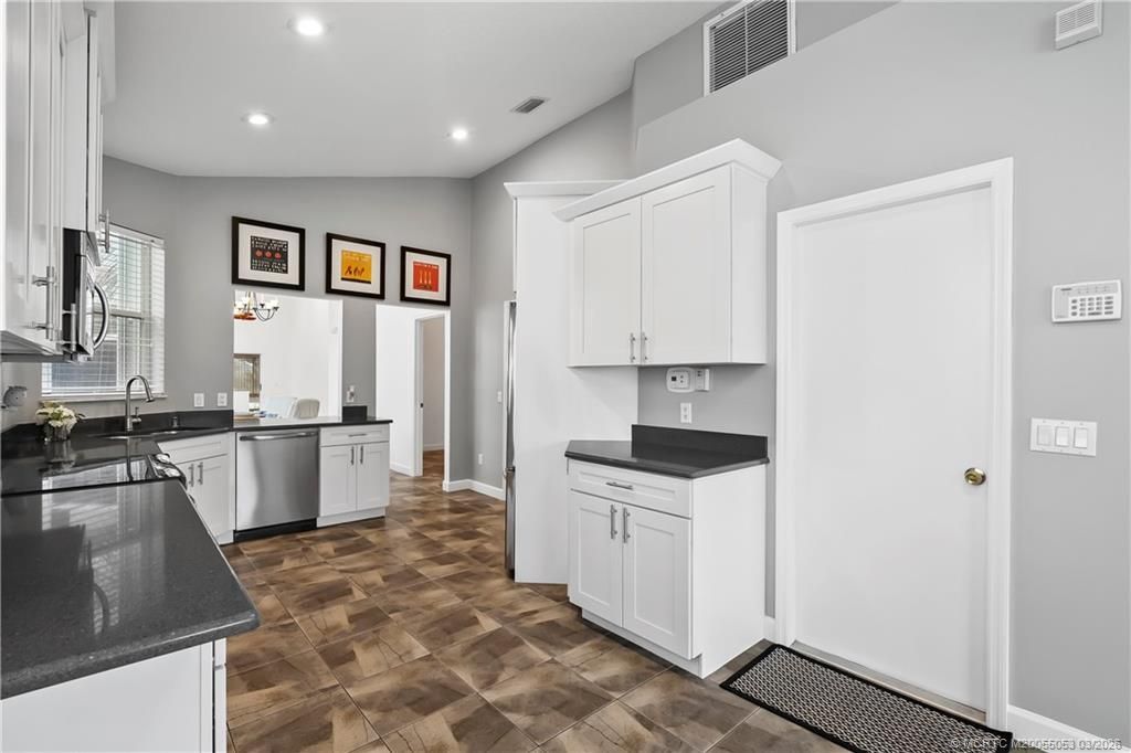 107 Pepper Lane, Jensen Beach, FL 34957 Photo