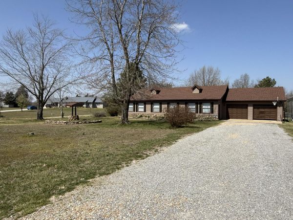 12223 Nodaway Lane, Plato, MO 65552