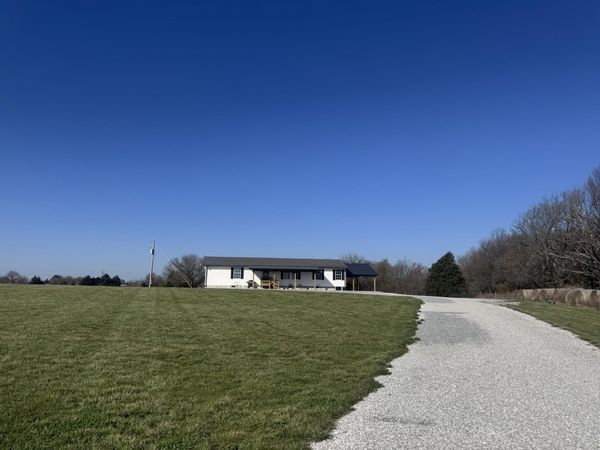 19270 Urchin Drive, Stella, MO 64867