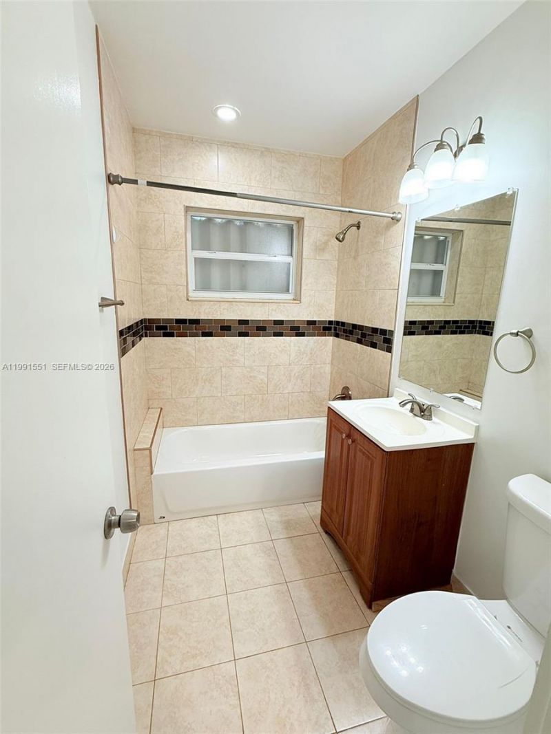 2300 SW 24th St , Miami, FL 33145 Photo