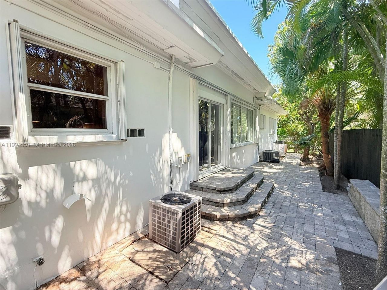 2300 SW 24th St , Miami, FL 33145 Photo