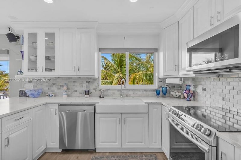 105 2nd Ln , Key Largo, FL 33037 Photo