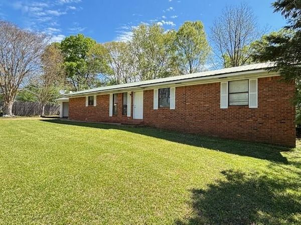 35 McWhirter, Louisville, MS 39339