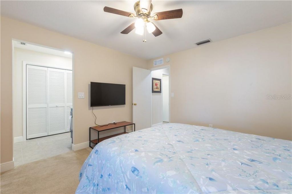 4711 Ridge Point Drive, Tampa, FL 33624 Photo