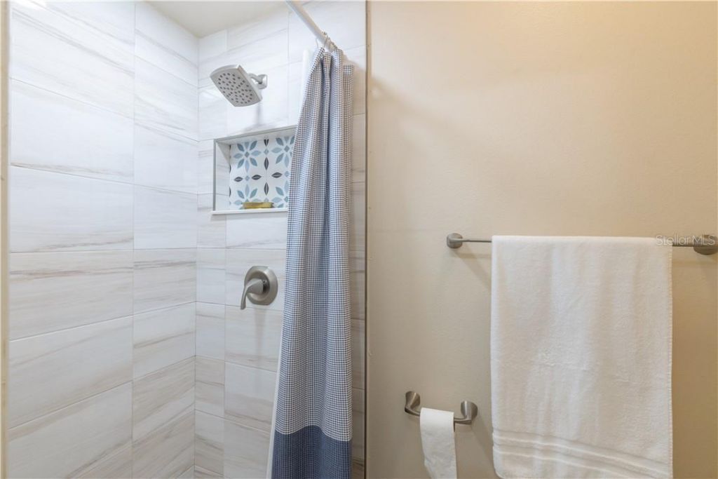 4711 Ridge Point Drive, Tampa, FL 33624 Photo