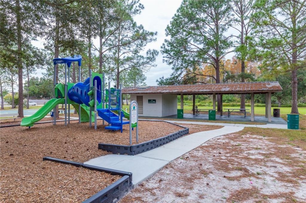 4711 Ridge Point Drive, Tampa, FL 33624 Photo