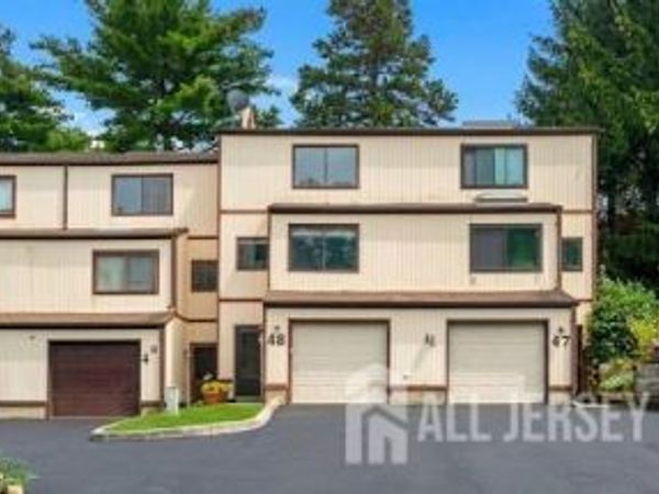 48 Ellen Heath Dr Drive , Matawan, NJ 07747