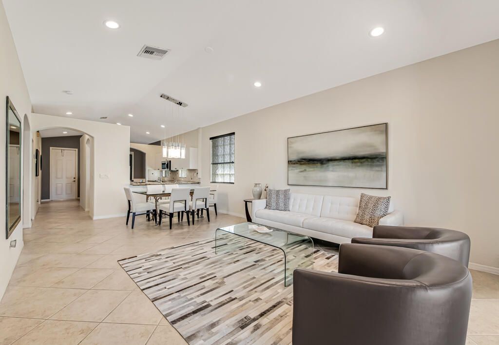 8202 Bellafiore Way, Boynton Beach, FL 33472 Photo