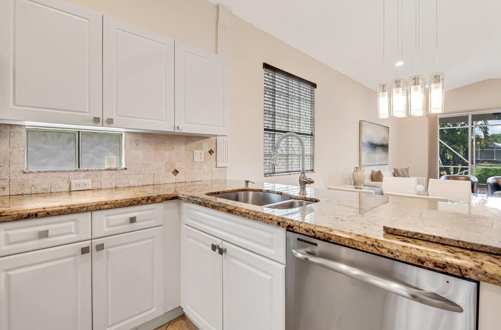 8202 Bellafiore Way, Boynton Beach, FL 33472 Photo