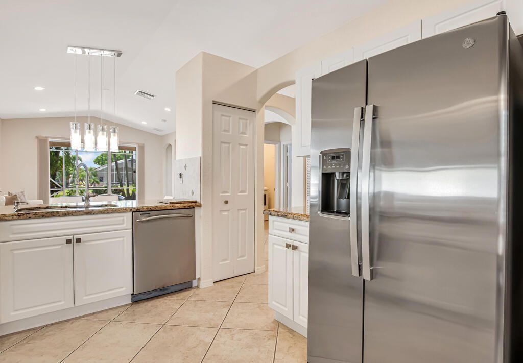 8202 Bellafiore Way, Boynton Beach, FL 33472 Photo