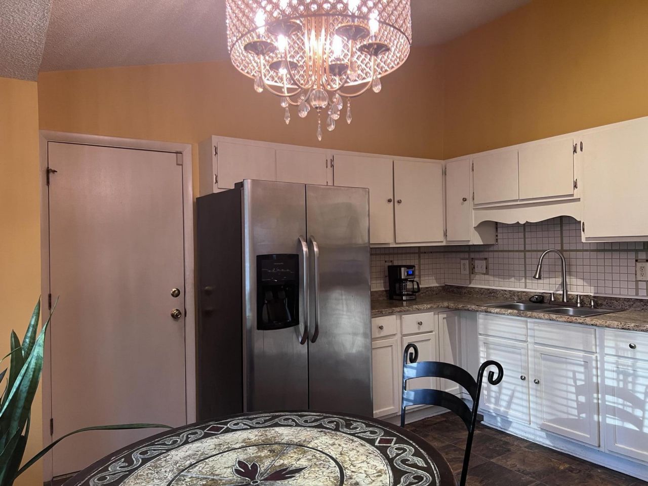 186 Mickler Drive Photo 6