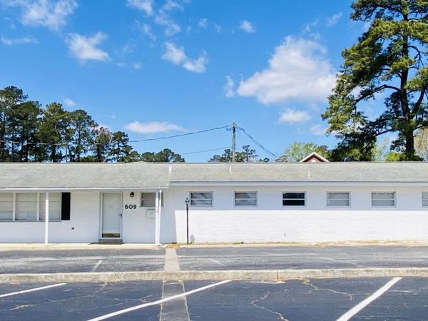 609 Jefferson Street , Whiteville, NC 28472