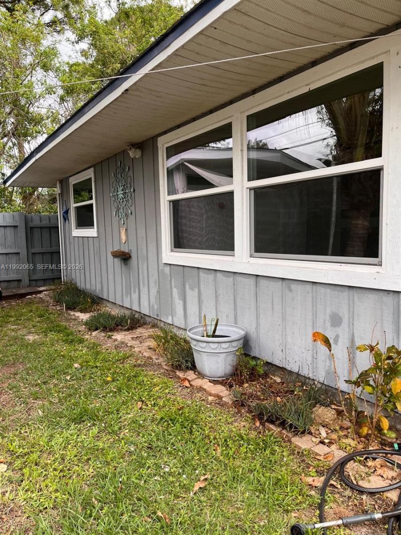 1125 SW 15th Ave Sw, Vero Beach, FL 32962 Photo