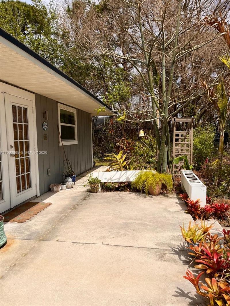 1125 SW 15th Ave Sw, Vero Beach, FL 32962 Photo