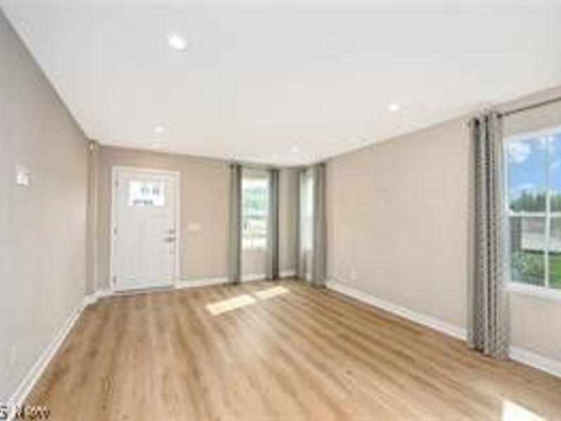 1838 Shank Drive, Akron, OH 44313 Photo 16