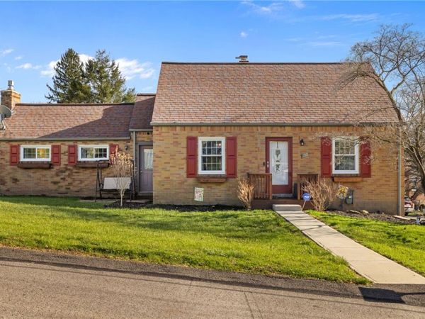 127 Hoffman St, Glenshaw, PA 15116