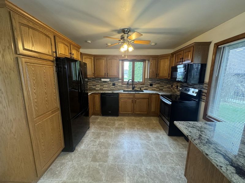 114 Marbello Court, Saint Marys, OH 45885 Photo 12